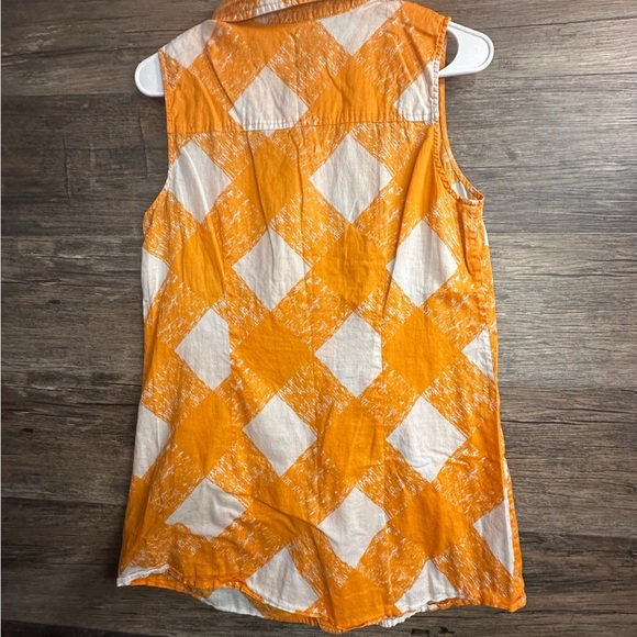 Boden Orange and White Sleeveless Button Down Top - Picture 9 of 9